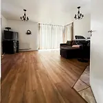 Skyview Retreat Spacious Comfort Apartment *
