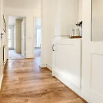 Skyview Retreat Spacious Comfort Apartment Lucan